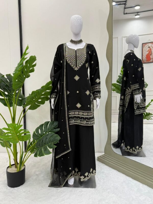 Midnight Bloom | Elegant Black Mirrorwork Kurti - Image 5